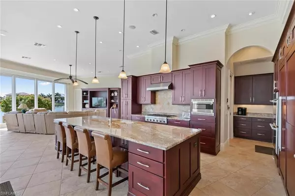 Marco Island, FL 34145,739 Fairlawn CT