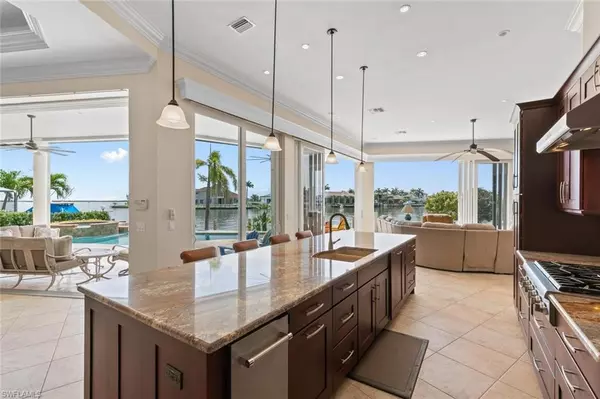 Marco Island, FL 34145,739 Fairlawn CT