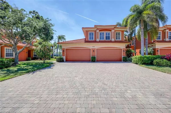 Naples, FL 34113,6414 Legacy CIR 903