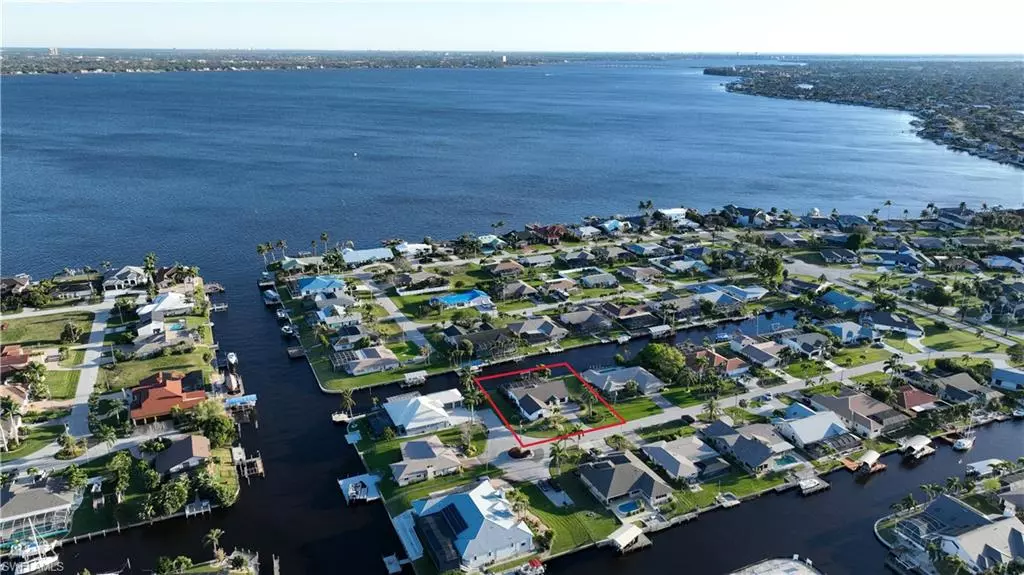 Cape Coral, FL 33904,2328 27th ST