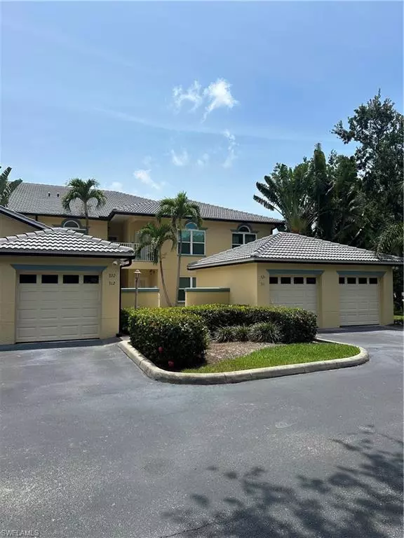 Naples, FL 34109,2145 Cay Lagoon DR 321