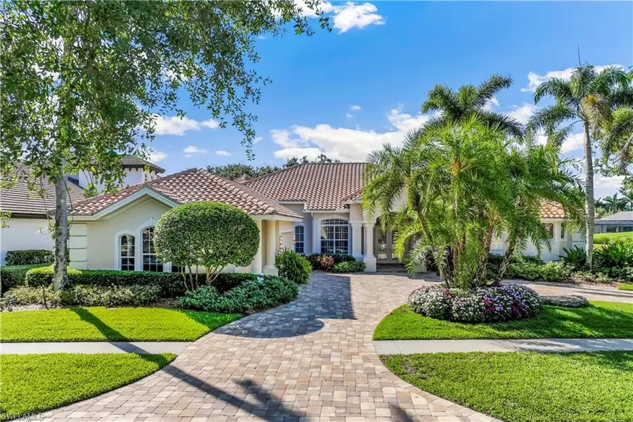 2626 Finchley LN, Naples, FL 34105