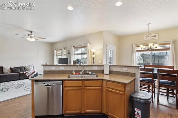 Colorado Springs, CO 80925,6314 Bearcat LOOP