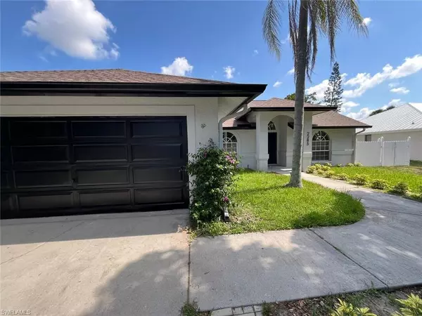 Naples, FL 34104,2285 River Reach DR