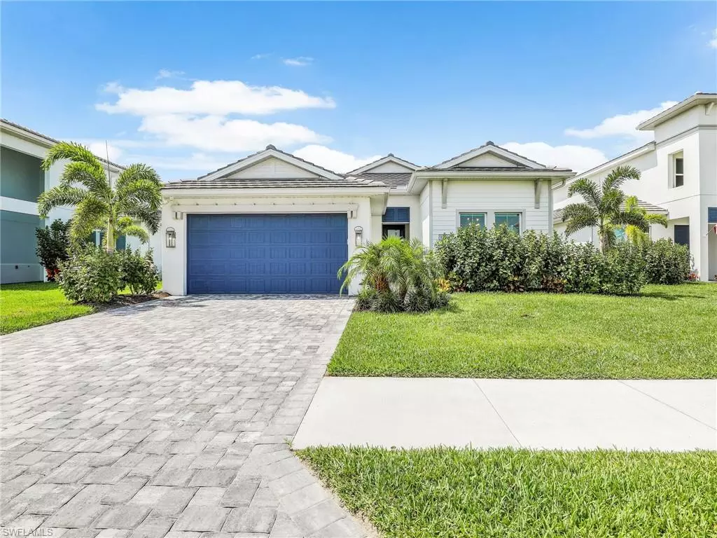 Naples, FL 34114,9260 Cayman DR