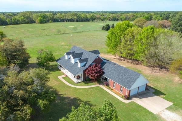 19186 County Road 4126,  Lindale,  TX 75771