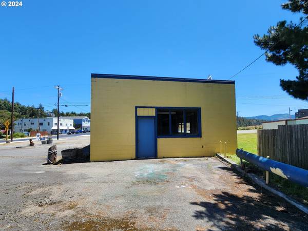 Port Orford, OR 97465,311 6TH ST