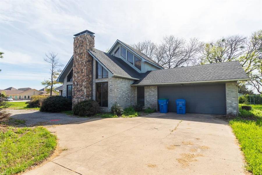 8409 Chiesa Road, Rowlett, TX 75089