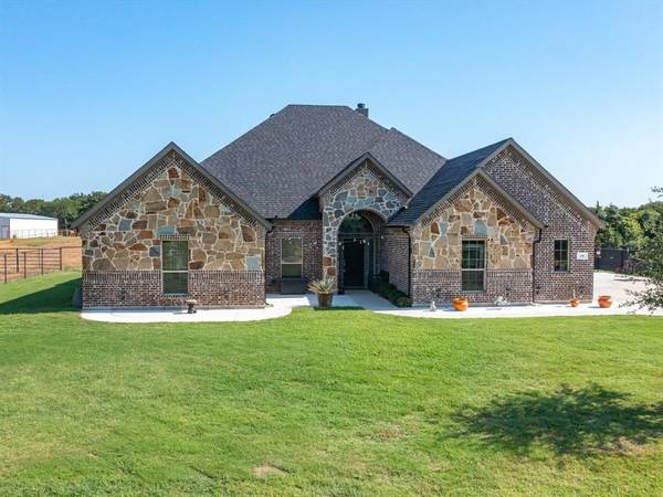 294 County Road 3386, Paradise, TX 76073