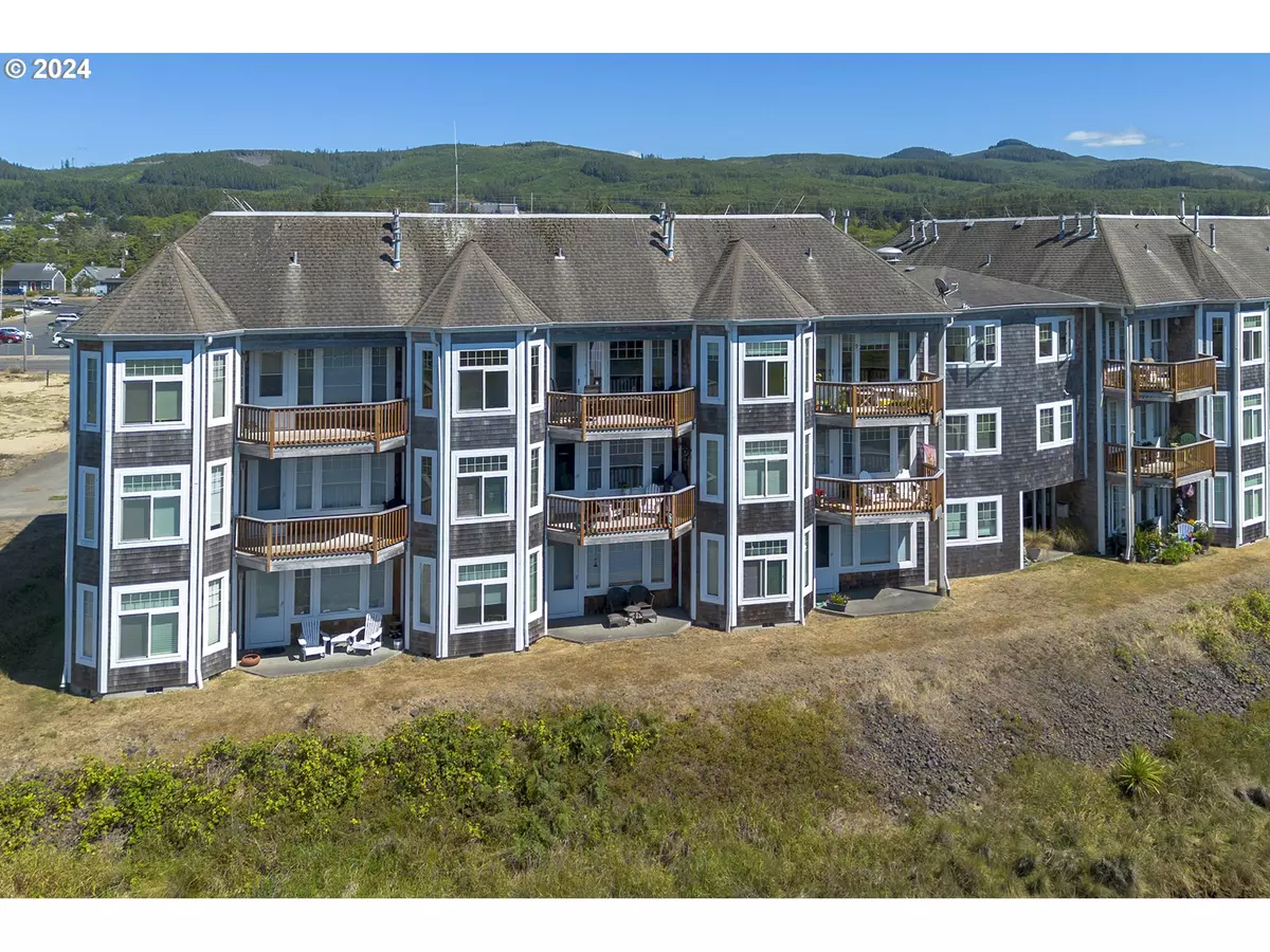 Seaside, OR 97138,1108 S Holladay DR #13