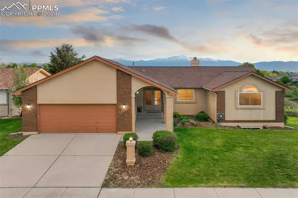 5662 Wells Fargo DR, Colorado Springs, CO 80918