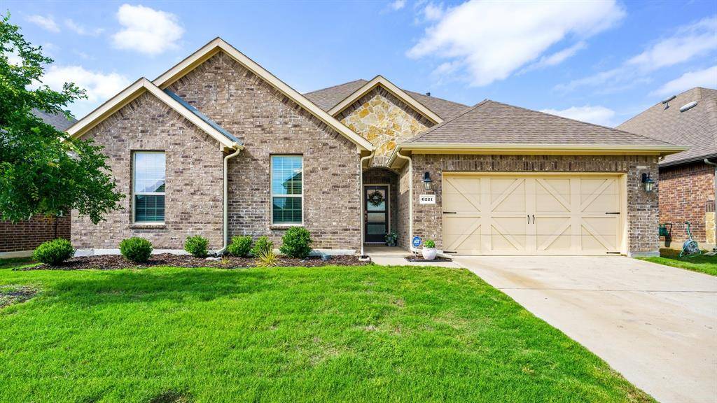 6221 Brunswick Drive, Aubrey, TX 76227