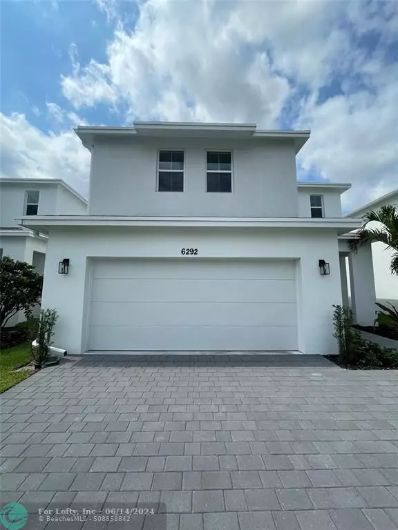 West Palm Beach, FL 33413,6292 Tenor Dr