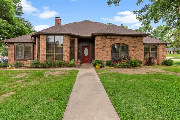 900 Rolling Drive,  Athens,  TX 75751