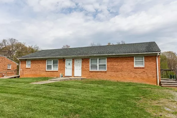 86 Salem RD, Evington, VA 24550