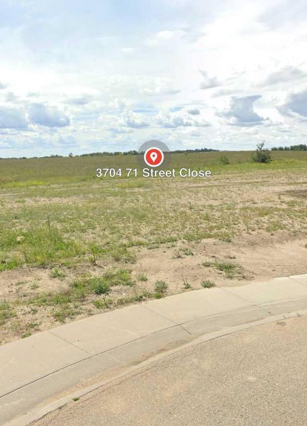 3704 71 St. Close, Camrose, AB T4V 5B4