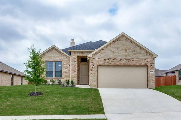 8304 Rockway Street, White Settlement, TX 76108