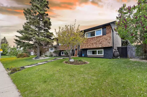 Calgary, AB T2A 4N3,241 Madeira CRES NE