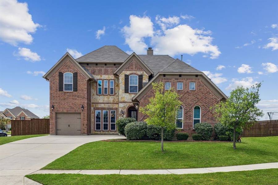 2204 Gulfstream Drive, Little Elm, TX 75068