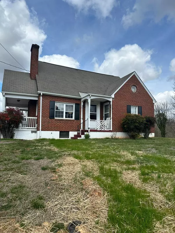 328 Main Street, Madison Heights, VA 24572