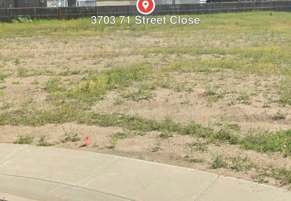 3703 71 St. Close, Camrose, AB T4V 5B5