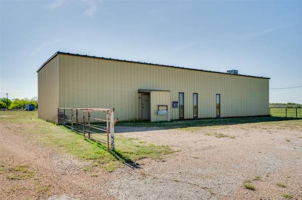 10822 HWY 6,  Knox City,  TX 79529