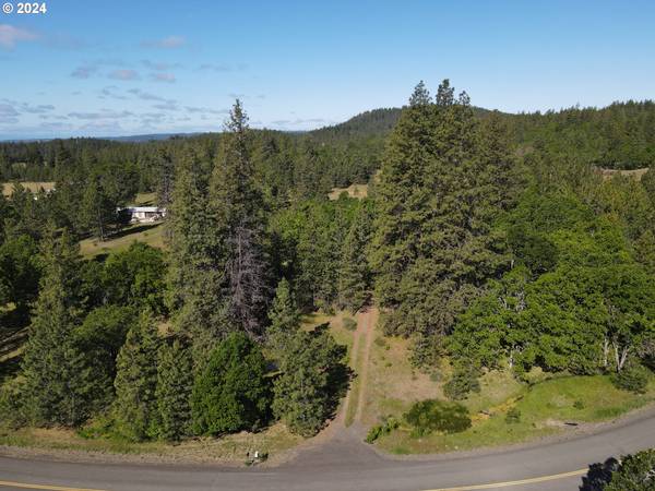 WAHKIACUS HEIGHTS RD, Klickitat, WA 98628