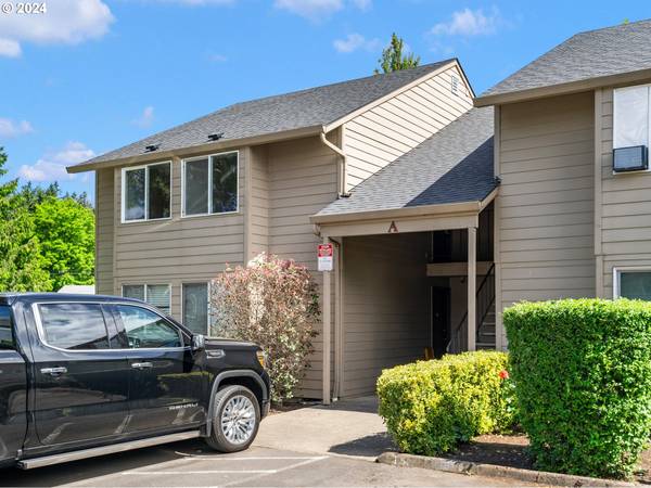 1060 PARK AVE #A2, Woodburn, OR 97071