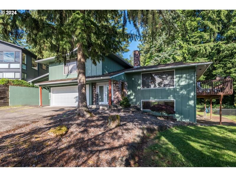 102 MONTVALE WAY, Longview, WA 98632