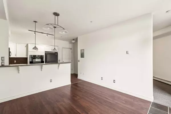 Calgary, AB T2L 0Y2,3111 34 AVE NW #134