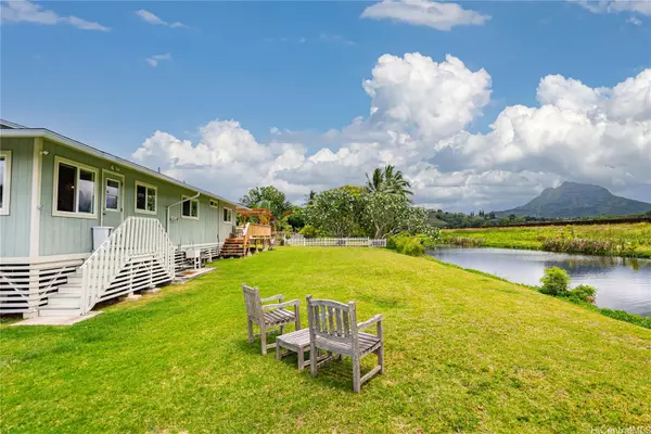 237 Kihapai Street #A, Kailua, HI 96734