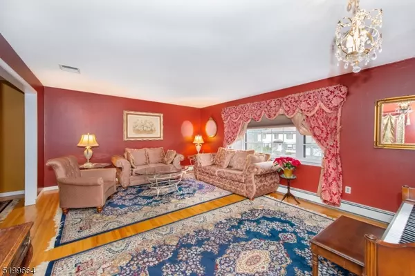 Parsippany-troy Hills Twp., NJ 07054,4 F X Downey Ct