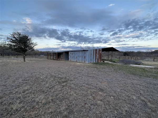 Nocona, TX 76255,4589 Fm 1759