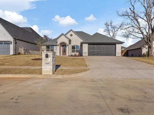 Granbury, TX 76048,1025 Anna Circle