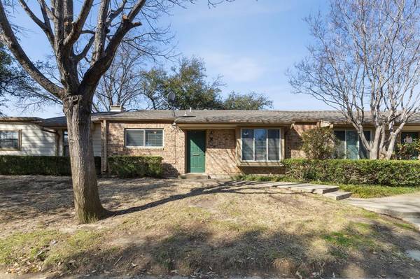 13739 Brookgreen Circle,  Dallas,  TX 75240