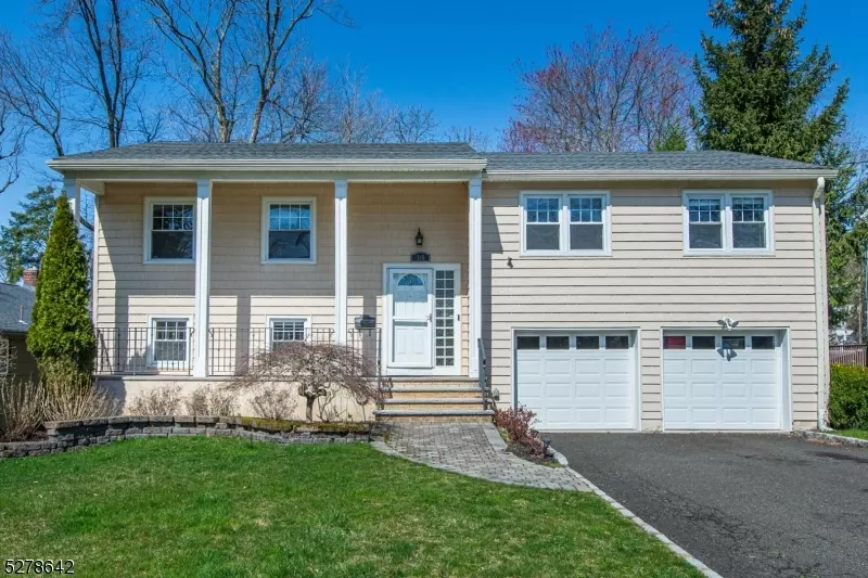 795 Ridgewood Rd, Millburn Twp., NJ 07041