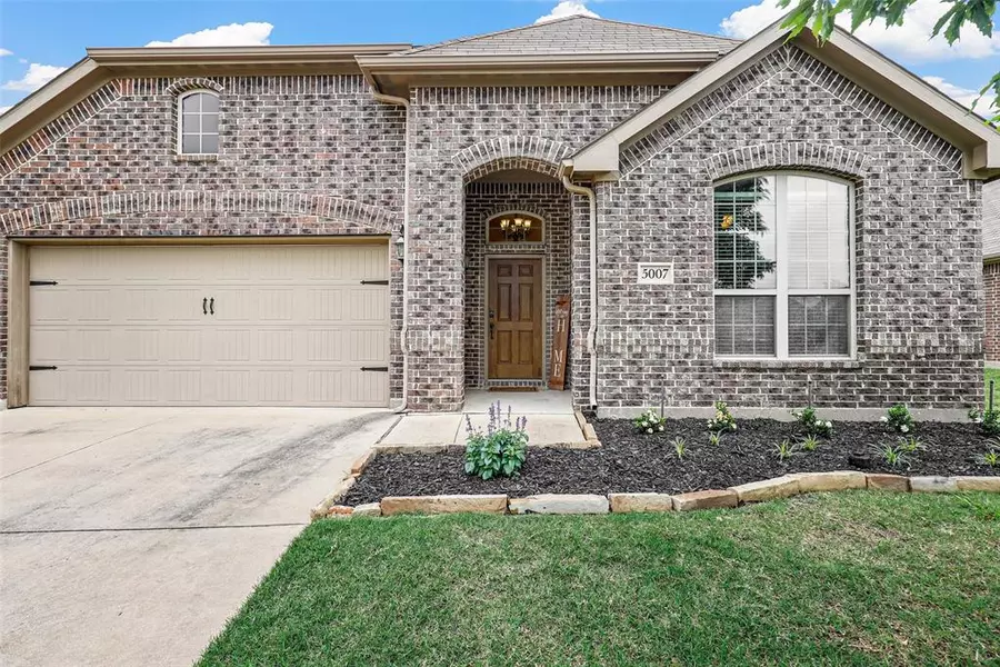 5007 Ute Court, Krum, TX 76249