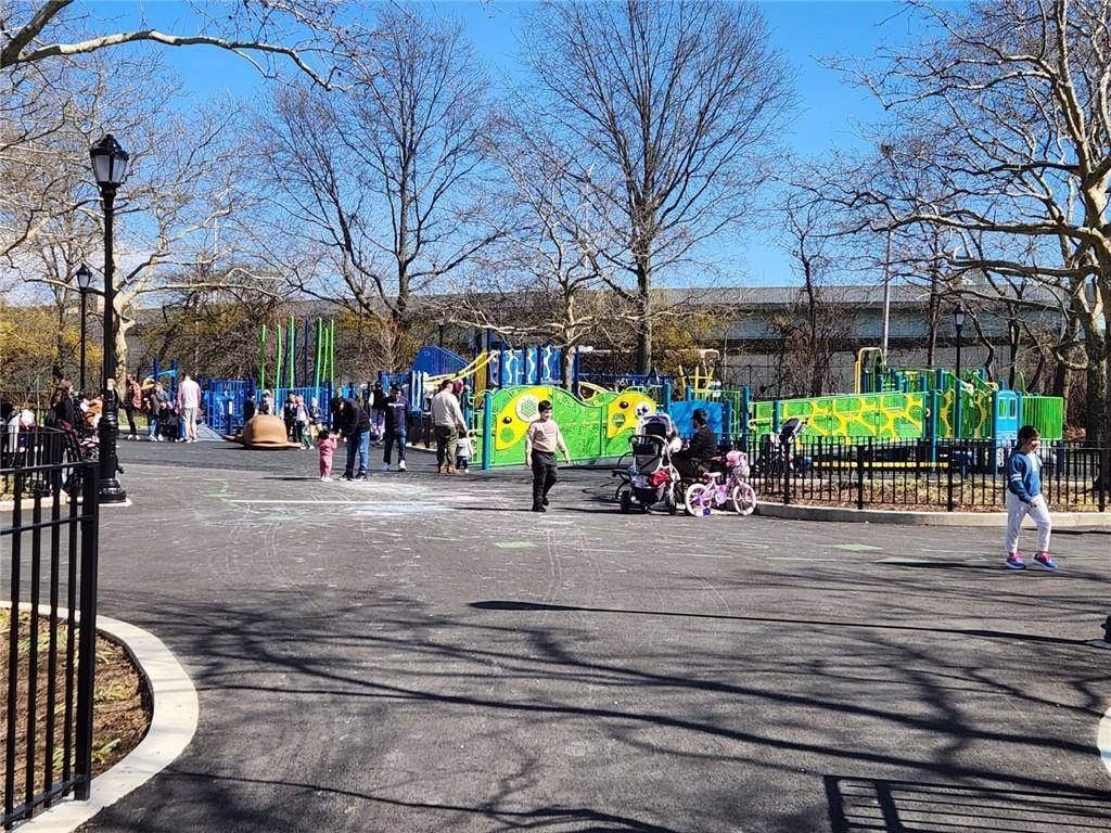 Brooklyn, NY 11209,9718 Ft Hamilton Pkwy #3E