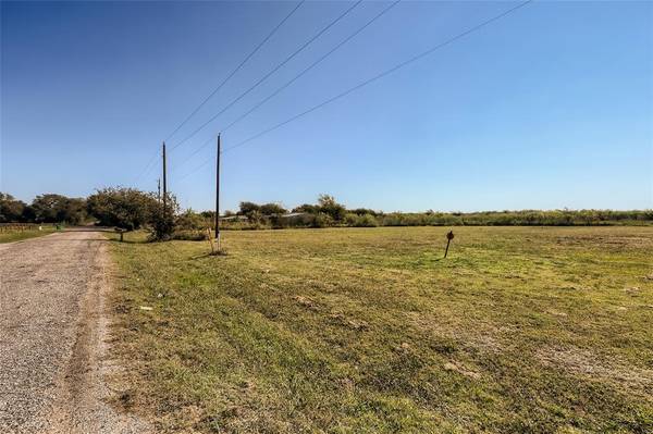 14776 County Road 234, Terrell, TX 75160