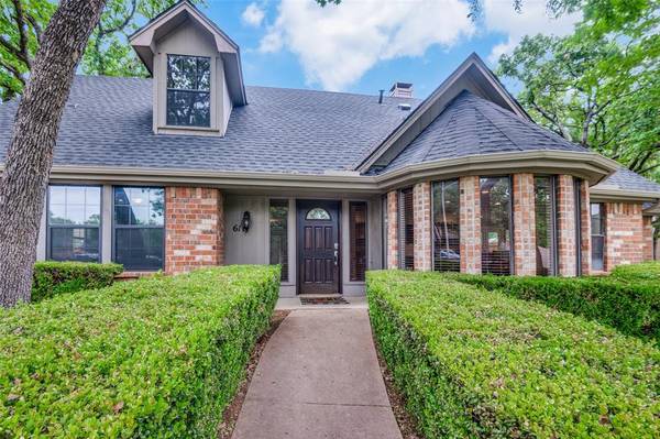 6111 Amicable Drive,  Arlington,  TX 76016