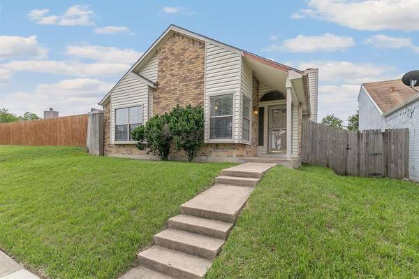 Mesquite, TX 75149,220 Overland Trail