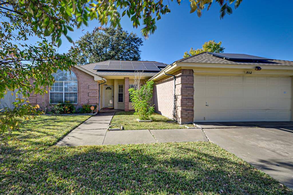 802 Packard Drive, Arlington, TX 76001