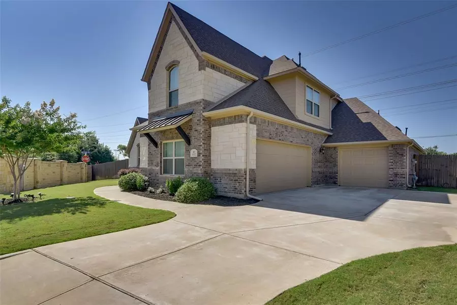 6922 Golf Green Drive, Arlington, TX 76001