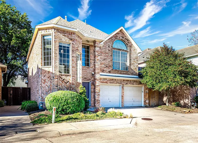 17337 Remington Park Circle, Dallas, TX 75252