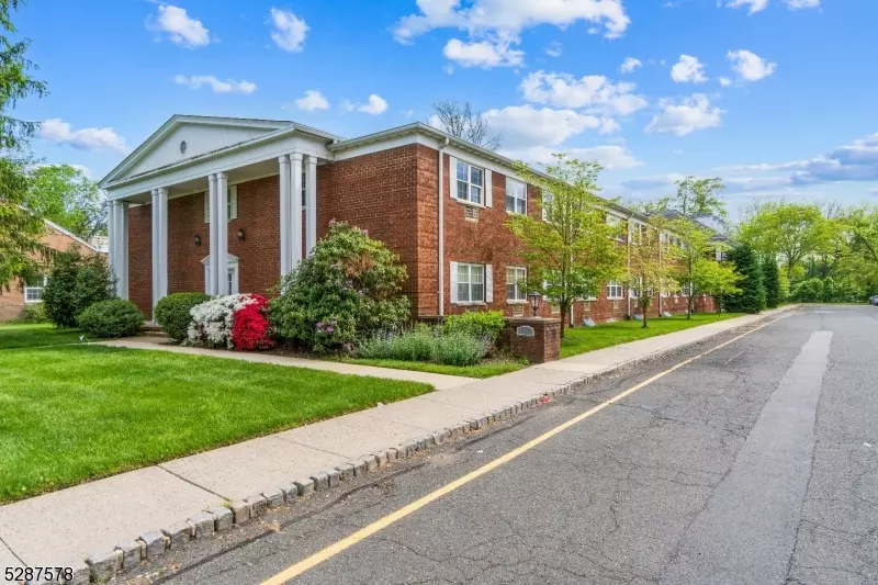 530 Park Ave #201, Scotch Plains Twp., NJ 07076