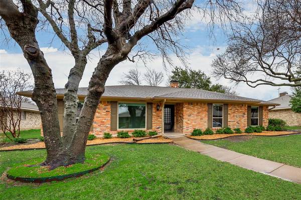 2101 Scarlet Oak Drive, Richardson, TX 75081