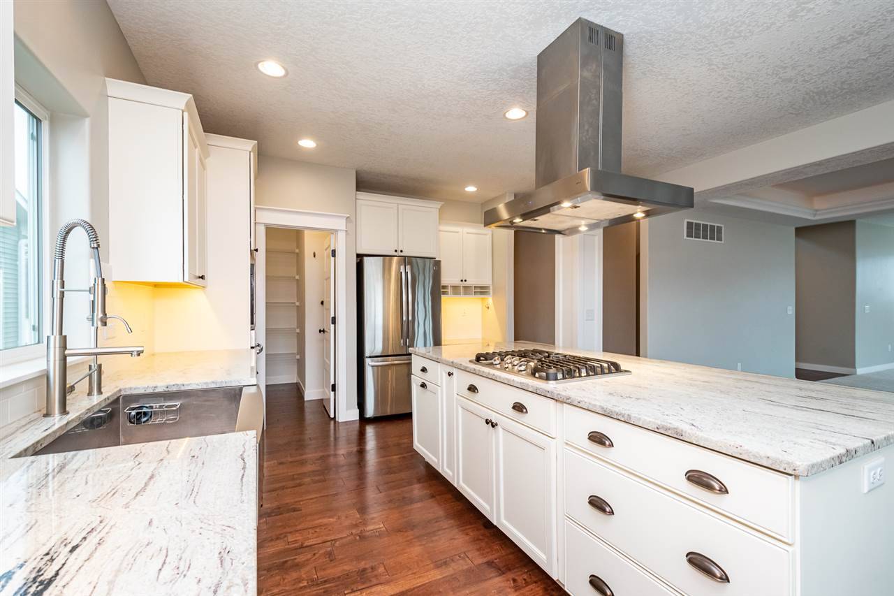 Iowa City, IA 52245,380 Teton Cir