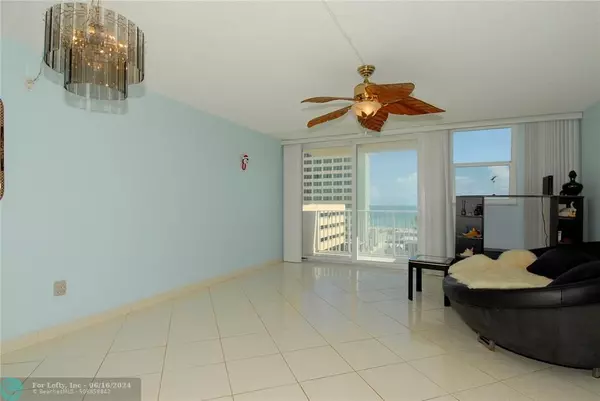 Hollywood, FL 33019,211 S OCEAN DR  #703