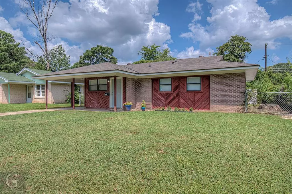 Shreveport, LA 71106,921 Huntington Lane