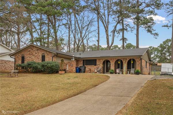 1016 Manor Place, Shreveport, LA 71118